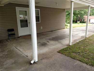 374 Northfield Dr, King, NC 27021 - photo 5