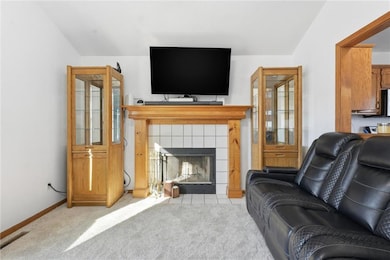 918 SE Kingscross Rd, Blue Springs, MO 64014 - photo 5