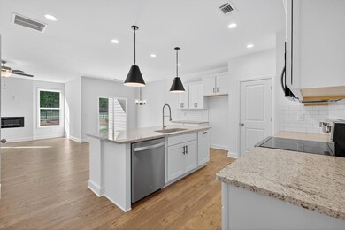 121 Windsor Park Ct, Jefferson, GA 30549 - photo 5