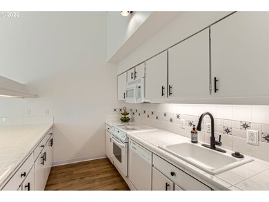 4 Touchstone unit 133, Lake Oswego, OR 97035 - photo 5