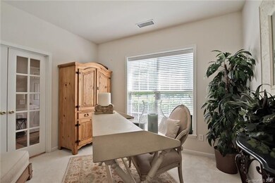 Bedroom/Office