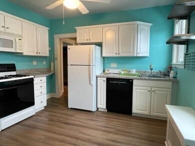 14 Rice St unit C, Brookline, MA 02445 - photo 6