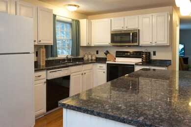 4 Kimball Way, Newmarket, NH 03857 - photo 3