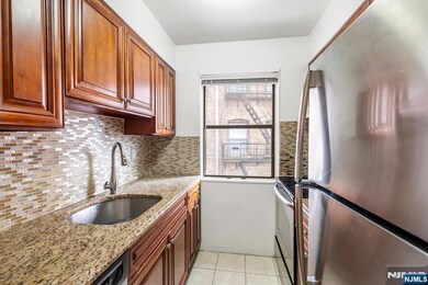 70 Orient Way unit 9, Rutherford, NJ 07070 - photo 5