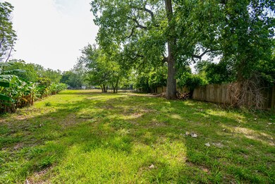 7110 Darien St, Houston, TX 77028 - photo 3