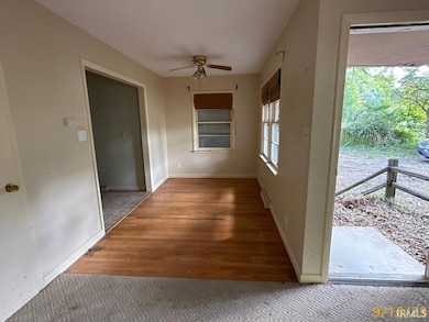 6122 Grand River Rd, Newburgh, IN 47630 - photo 5