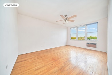 The Dauphin unit 7M, Brooklyn, NY 11230 - photo 7