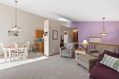 1605 Clemson Dr unit A, Saint Paul, MN 55122 - photo 7