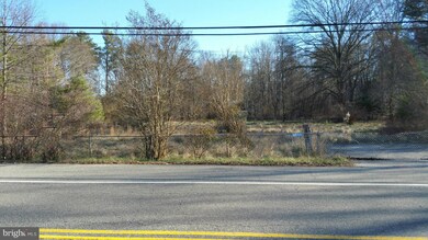 11611 Prospect Hill Rd, Glenn Dale, MD 20769 - photo 2