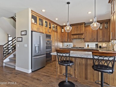 006_Kitchen