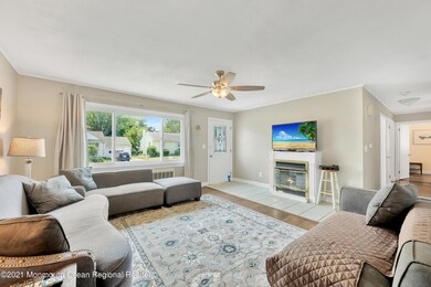 217LaurelPl-7