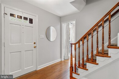 10511 Dillard Ct, Fairfax, VA 22032 - photo 4
