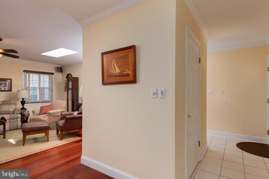 12404 Shadow Ln, Bowie, MD 20715 - photo 4