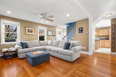 119 Stimson St, West Roxbury, MA 02132 - photo 2