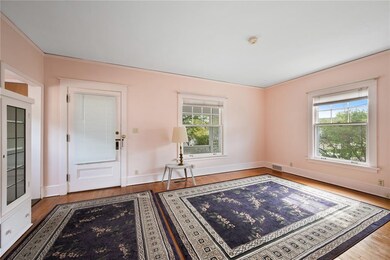 112 11th St NW, Cedar Rapids, IA 52405 - photo 5