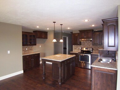 1542 S Antietam Rd, Republic, MO 65738 - photo 3