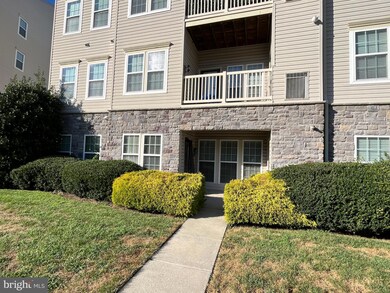 5307 Wyndholme Cir unit 101, Baltimore, MD 21229 - photo 2