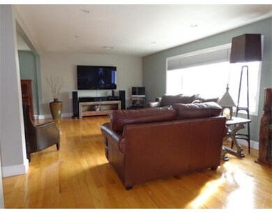 11 Kimball Rd, Watertown, MA 02472 - photo 3