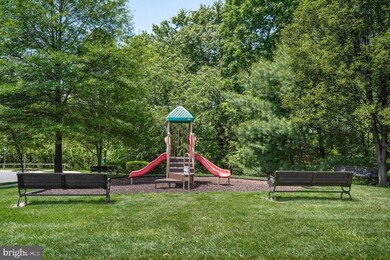 935 Hidden Marsh St, Gaithersburg, MD 20877 - photo 6