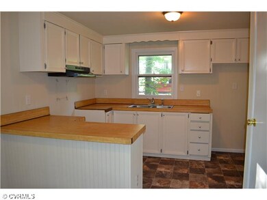 Cafeteria/Kitchen