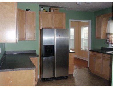 13 Lexington St, Watertown, MA 02472 - photo 2