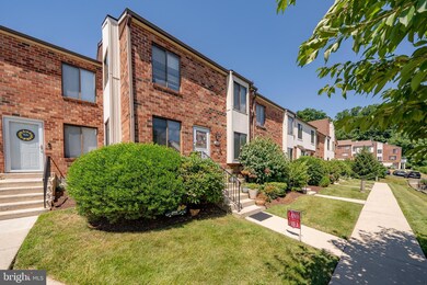 6814 Hilltop Dr unit 194, Brookhaven, PA 19015 - photo 3