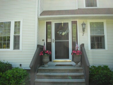 7 Violet Dr, Cranston, RI 02920 - photo 2