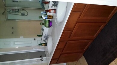 8427 Hearthwood Dr unit 21, Houston, TX 77040 - photo 5