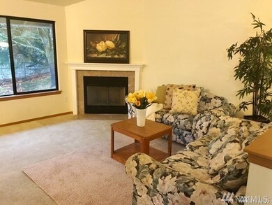 5202 65th Ave W unit 5202, University Place, WA 98467 - photo 2