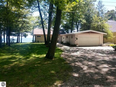 135 S Huron Rd, Au Gres, MI 48703 - photo 4