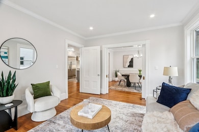 183 Temple St, West Roxbury, MA 02132 - photo 4