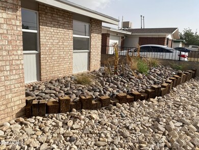 334 Lomaland Dr, El Paso, TX 79907 - photo 2