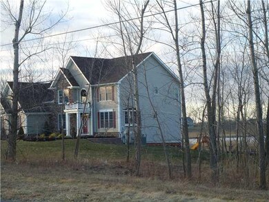 Exterior Front Houses to the Left