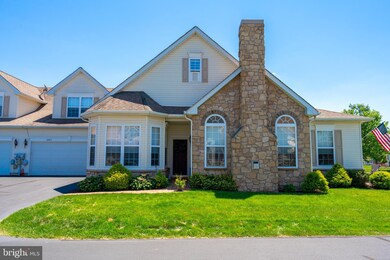 1047 Burgundy Cir, Pennsburg, PA 18073 - photo 3