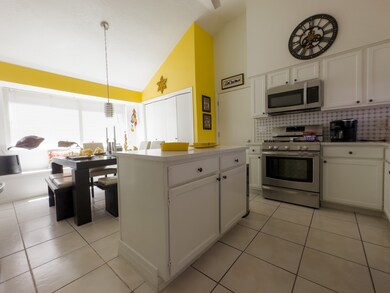 8538 Pearl Lake Dr, Houston, TX 77095 - photo 2