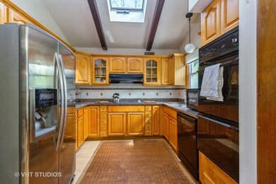 20517 Attica Rd, Olympia Fields, IL 60461 - photo 3