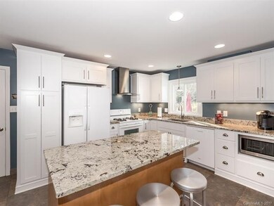 A cooks dream, this updated Kitchen includes beaut