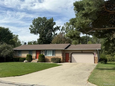 957 Linda St, Bad Axe, MI 48413 - photo 2