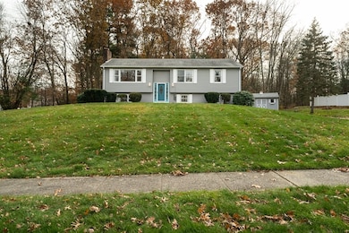 62 Hemlock Hill Rd, West Springfield, MA 01089 - photo 2