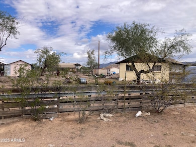 141 W Longacre Rd, Why, AZ 85321 - photo 7