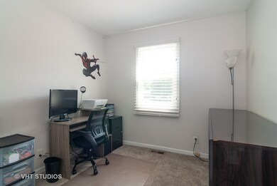 1320 Ironwood Ct unit D, Aurora, IL 60506 - photo 6