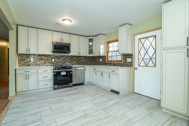 6-web-or-mls-8CrossSt-8