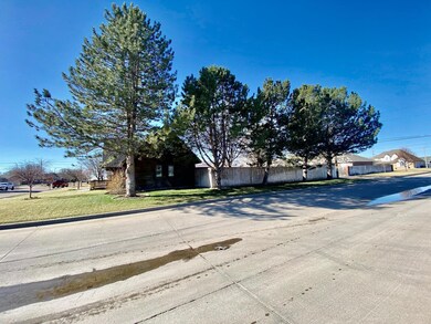 1501 S Monroe St, Hugoton, KS 67951 - photo 3