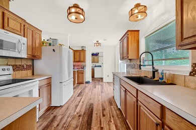 1565 County Road 103, Whitesboro, TX 76273 - photo 5