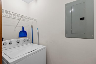 17 Pine Hill Ln unit 2, Lincoln, NH 03251 - photo 3