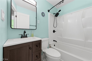 24345 Alexander Rd, Bedford, OH 44146 - photo 7