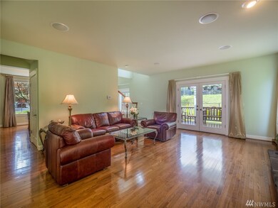 9102 NE 160th Place, Bothell, WA 98028 - photo 5