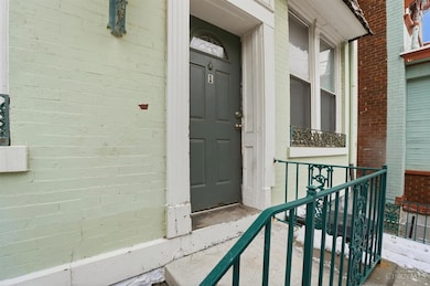 2814 Jefferson Ave, Cincinnati, OH 45219 - photo 3