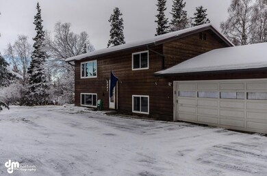 5351 Whispering Spruce Drive-large-003-E
