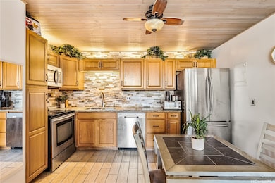 Royal Kuhio unit 2006, Honolulu, HI 96815 - photo 2